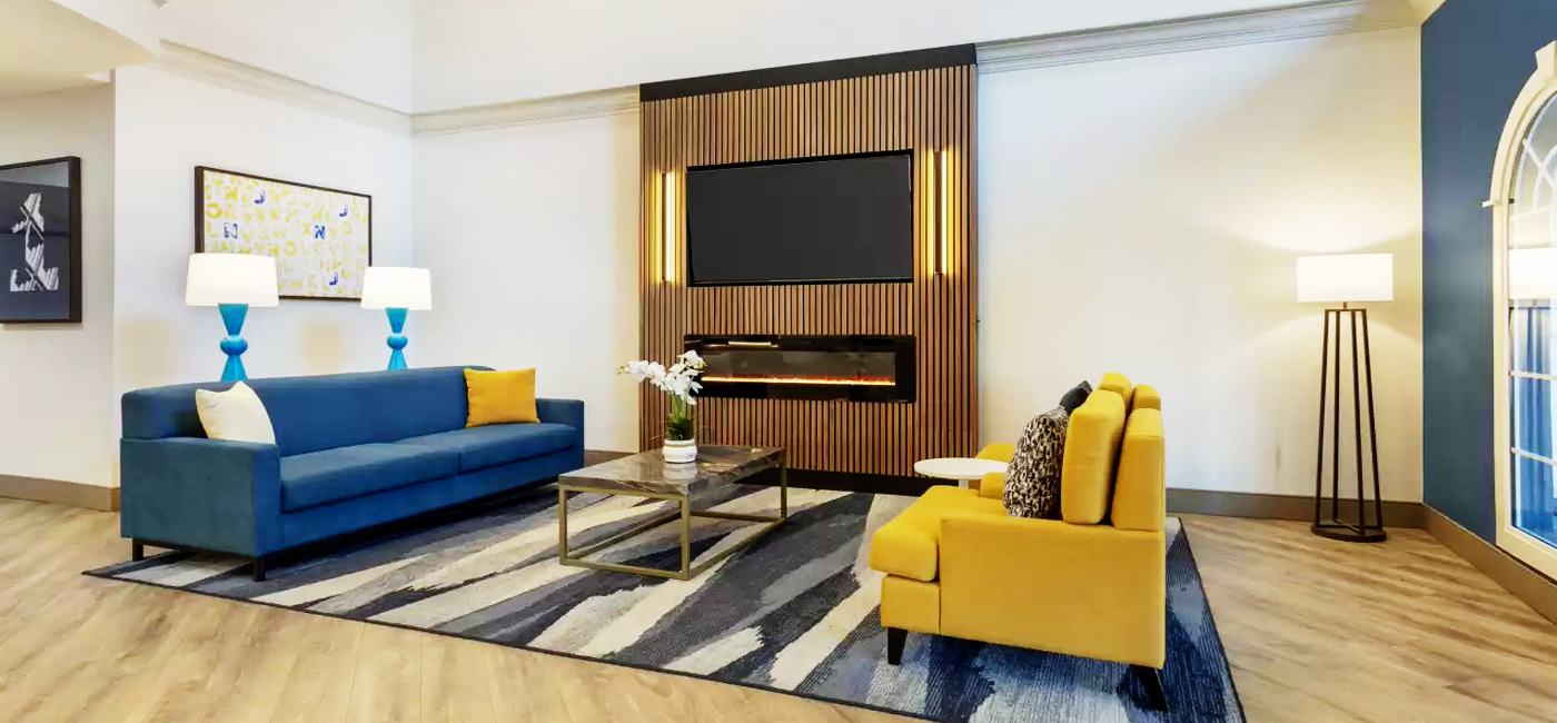 Spacious lobby with sitting area